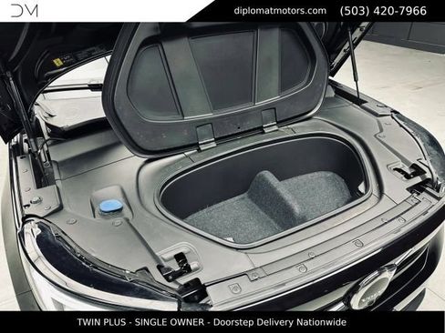 Used 2023 Volvo C40 P8 Recharge Plus AWD/4WD image 45