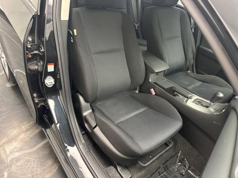 Used 2011 MAZDA MAZDA3 i Sport image 9