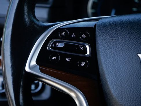 Used 2018 Cadillac Escalade ESV Premium Luxury image 25