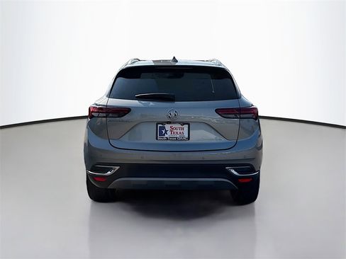 Used 2023 Buick Envision Essence image 6