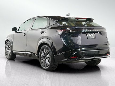 Used 2024 Nissan Ariya AWD image 3