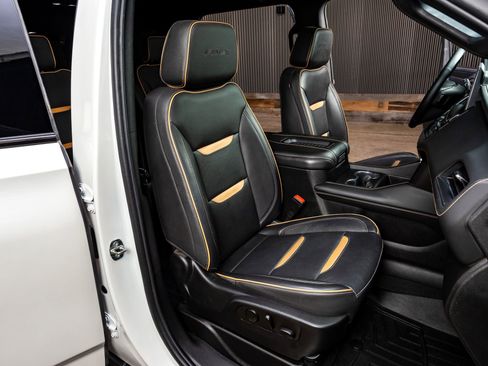 Used 2023 GMC Yukon AT4 image 28