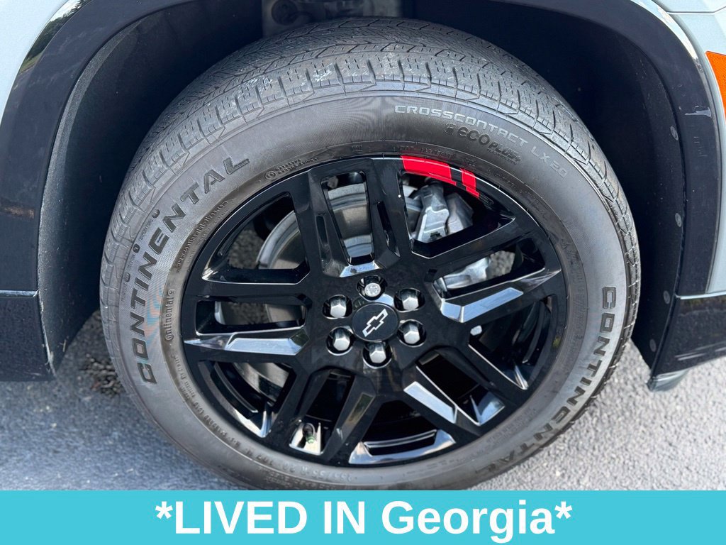 Used 2023 Chevrolet Traverse Premier w/ Redline Edition FWD image 36