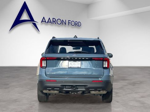 New 2026 Ford Explorer Active image 4