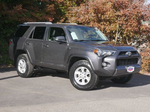 Used 2016 Toyota 4Runner SR5 Premium image 30