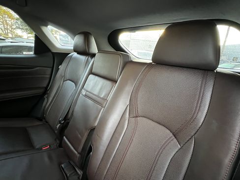 Used 2017 Lexus RX 450h AWD image 33