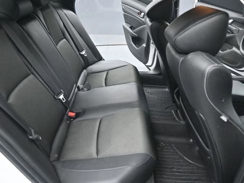 Used 2022 Honda Accord Sport image 25