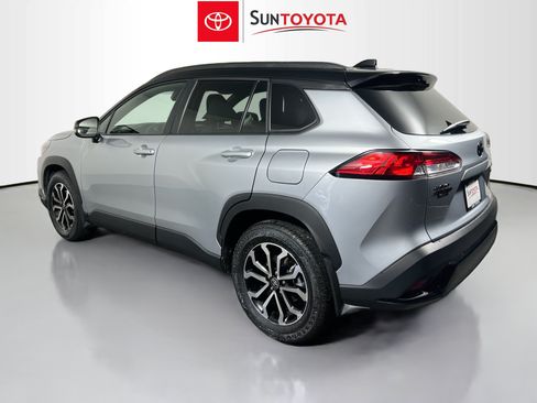 Used 2025 Toyota Corolla Cross AWD Hybrid image 6