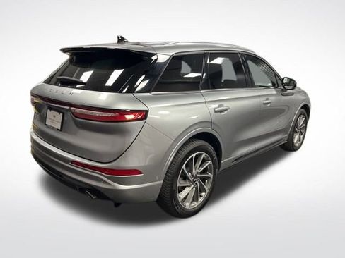 Used 2022 Lincoln Corsair Grand Touring image 5