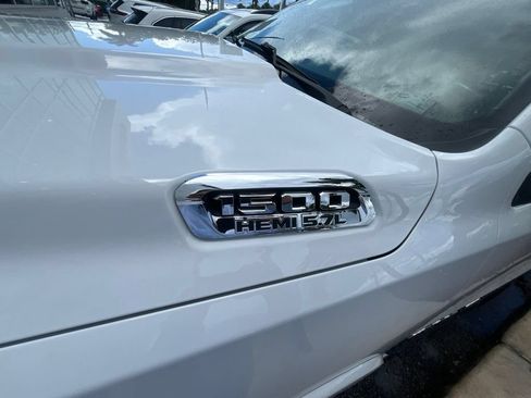 Used 2022 RAM 1500 Laramie RWD image 3