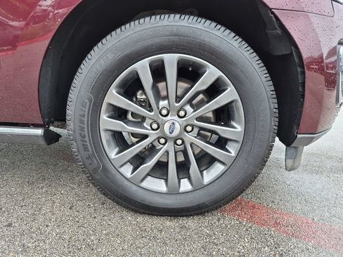 Used 2021 Ford Expedition Max Limited AWD/4WD image 16