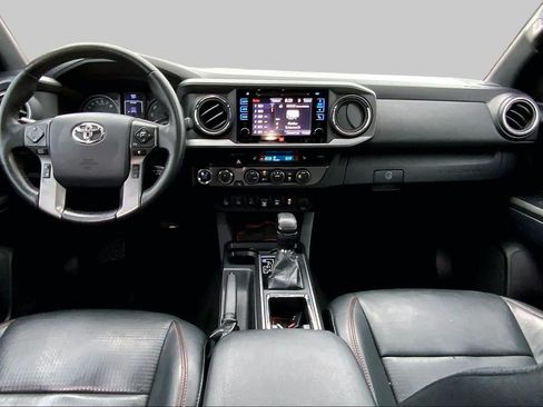 Used 2019 Toyota Tacoma TRD Pro AWD/4WD image 14