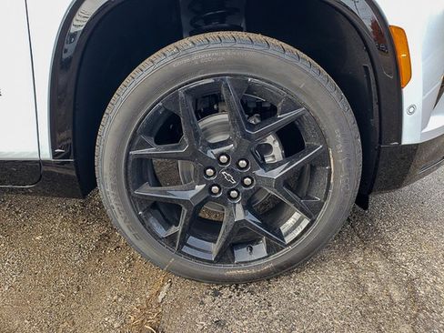 New 2026 Chevrolet Traverse RS image 33