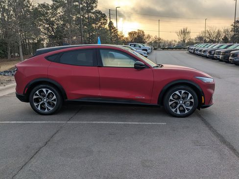 Certified 2023 Ford Mustang Mach-E Premium image 3