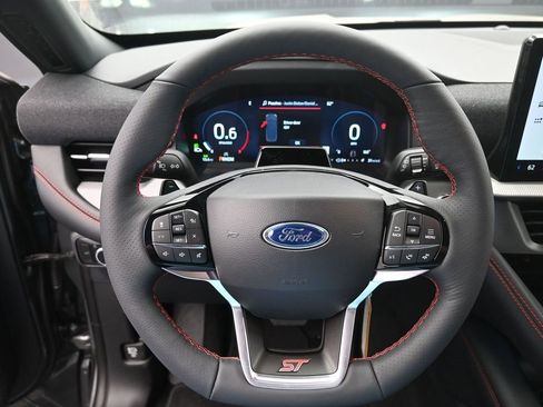 New 2026 Ford Explorer ST image 30