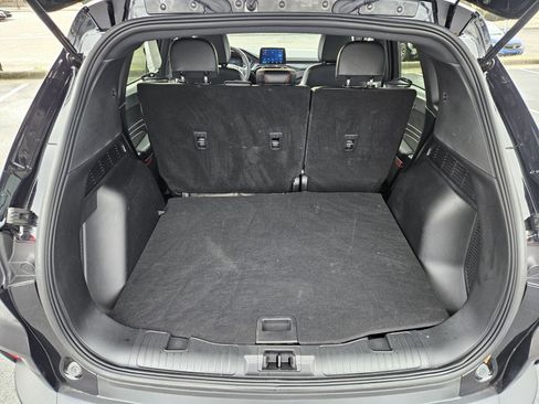 Used 2025 Ford Escape ST-Line image 18