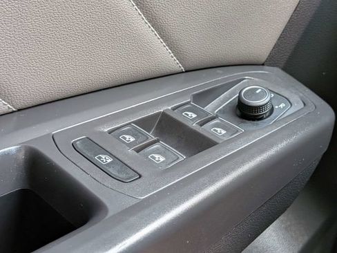 Certified 2023 Volkswagen Atlas SE AWD/4WD image 28