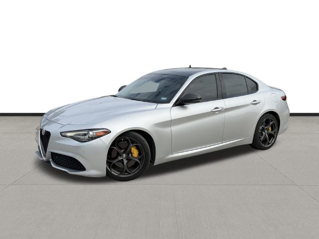 Used 2019 Alfa Romeo Giulia w/ Quick Order Package 22K Sport RWD image 1
