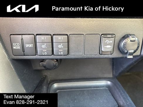 Used 2013 Toyota RAV4 Limited image 21