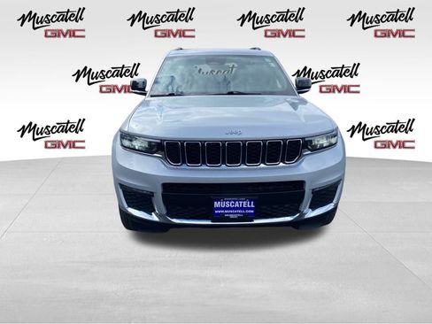 Used 2024 Jeep Grand Cherokee L Limited image 2