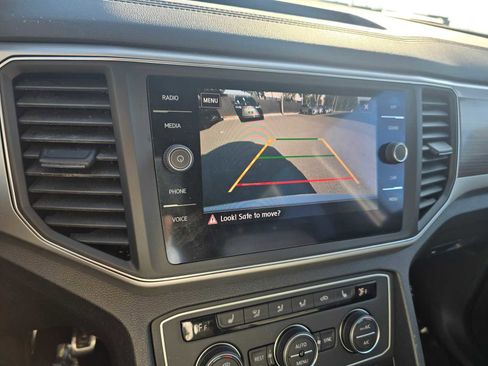 Used 2019 Volkswagen Atlas SE w/ Towing Package image 30