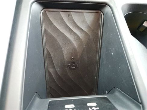 Used 2025 Nissan Armada Platinum Reserve image 40