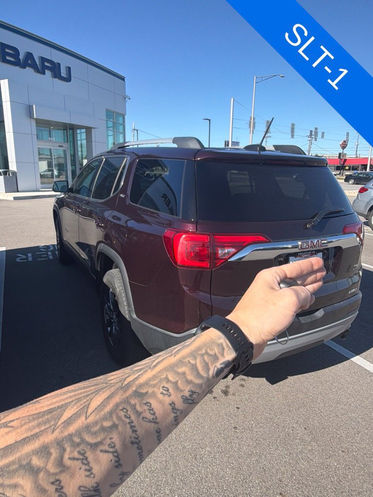 Used 2017 GMC Acadia SLT AWD/4WD image 9