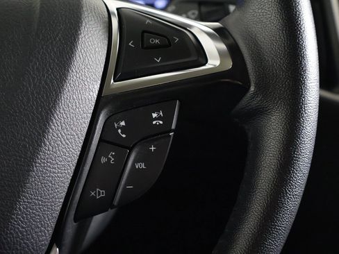 Used 2024 Ford Edge SEL image 33