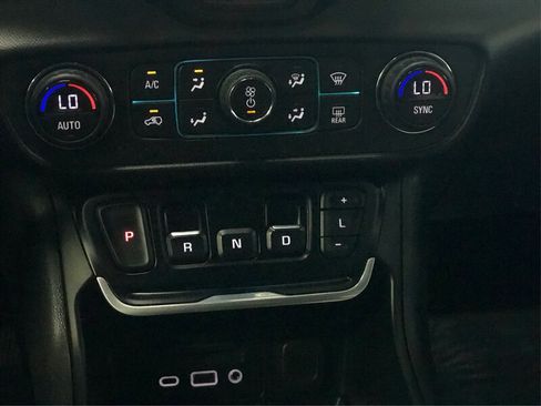Used 2020 GMC Terrain SLT w/ Preferred Package FWD image 26