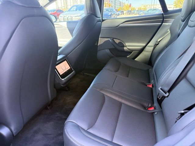Used 2022 Tesla Model S AWD/4WD image 30