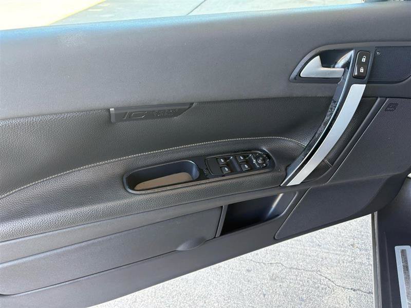 Used 2011 Volvo C70 T5 FWD image 13