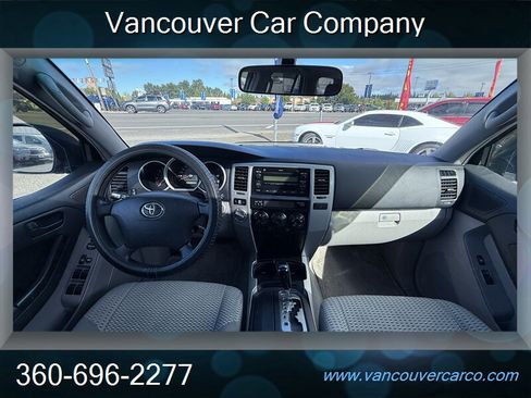 Used 2007 Toyota 4Runner SR5 AWD/4WD image 25