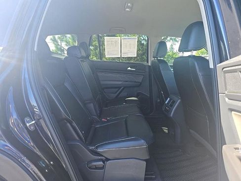 Used 2022 Volkswagen Atlas SE image 29