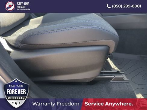 Used 2025 Subaru Forester Premium AWD/4WD image 39