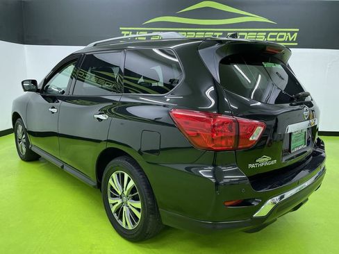 Used 2019 Nissan Pathfinder SL image 7