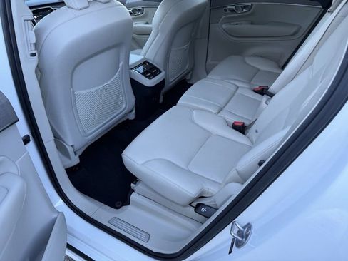 Certified 2023 Volvo XC90 B6 Plus w/ Protection Package Premier image 9
