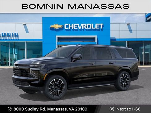 New 2026 Chevrolet Suburban RST image 3