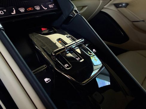 Used 2022 Ferrari Roma RWD image 41