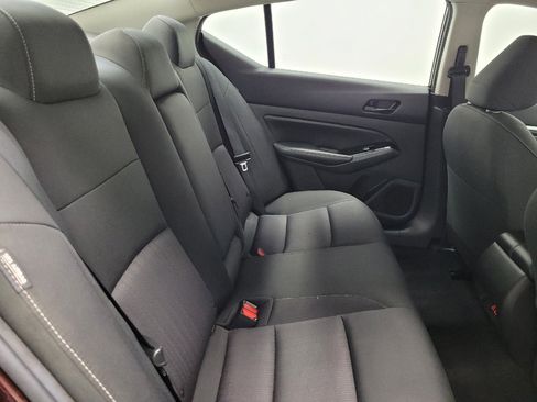 Used 2023 Nissan Altima 2.5 SV image 19