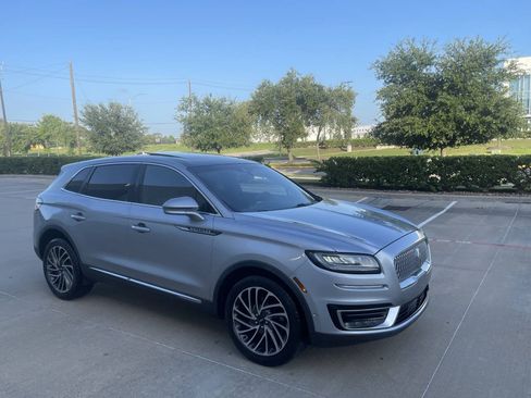 Used 2020 Lincoln Nautilus Reserve w/ Equipment Group 201A AWD/4WD image 2