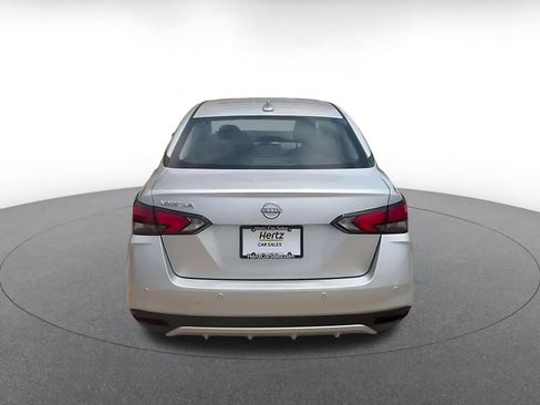 Used 2025 Nissan Versa SV FWD image 12