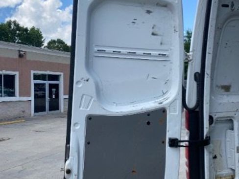 Used 2015 Mercedes-Benz Sprinter 3500 w/ Front Bench Seat Package image 10