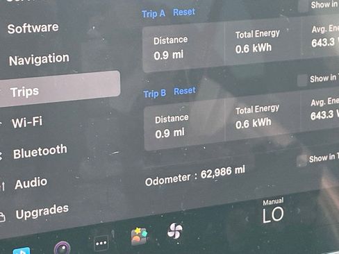 Used 2022 Tesla Model Y Long Range AWD/4WD image 10