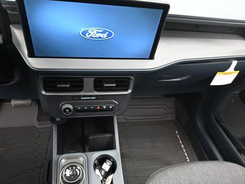 New 2025 Ford Maverick XLT w/ XLT Luxury Package image 23