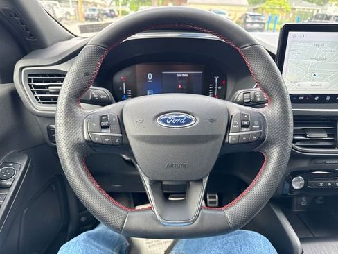 Used 2023 Ford Escape ST-Line w/ Tech Pack #1 AWD/4WD image 14