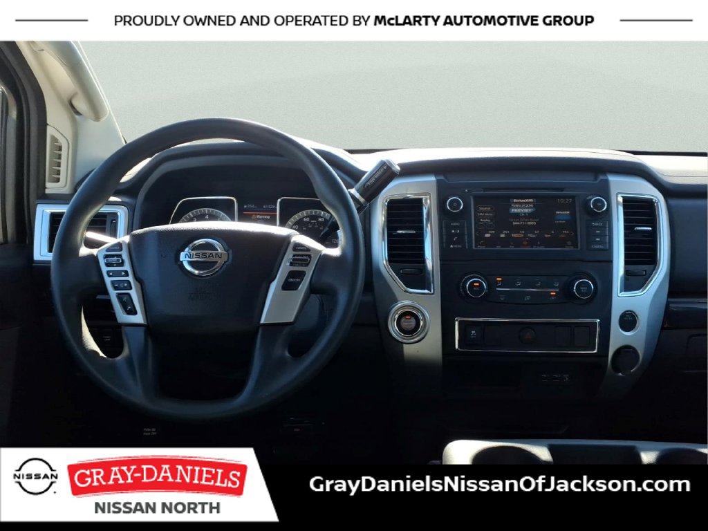 Used 2019 Nissan Titan SV RWD image 9