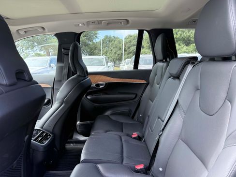 Certified 2023 Volvo XC90 B6 Plus w/ Protection Package AWD/4WD image 12