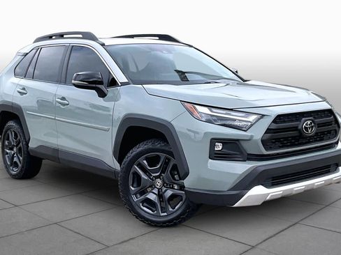 Used 2022 Toyota RAV4 Adventure w/ Convenience Package AWD/4WD image 3