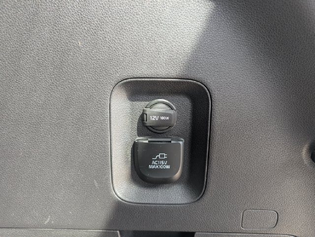Used 2024 Kia Carnival SX Prestige FWD image 9