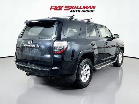 Used 2017 Toyota 4Runner SR5 Premium image 7